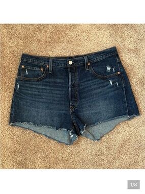 Levi’s 501 Button Fly Cut Off Shorts
